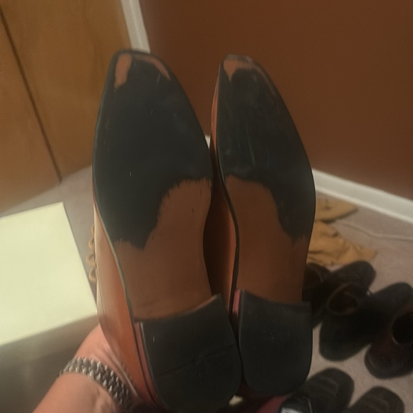 Tan dress shoes size 13 - Picture 3 of 3